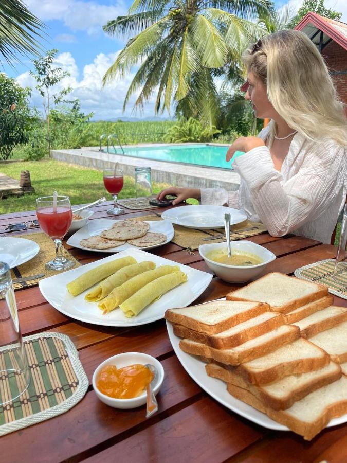Walawa Reach Hotel Udawalawe Eksteriør bilde