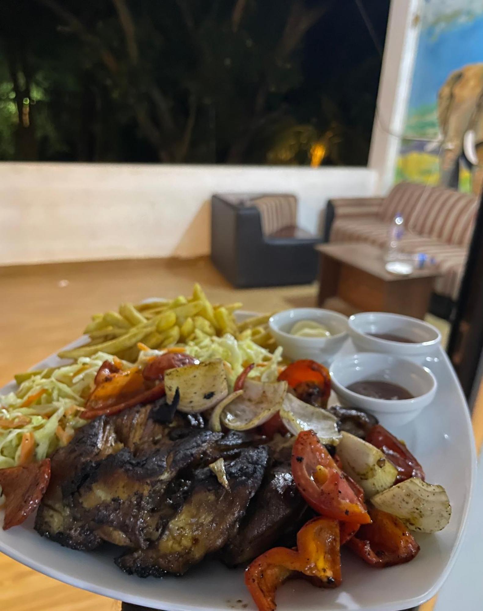 Walawa Reach Hotel Udawalawe Eksteriør bilde